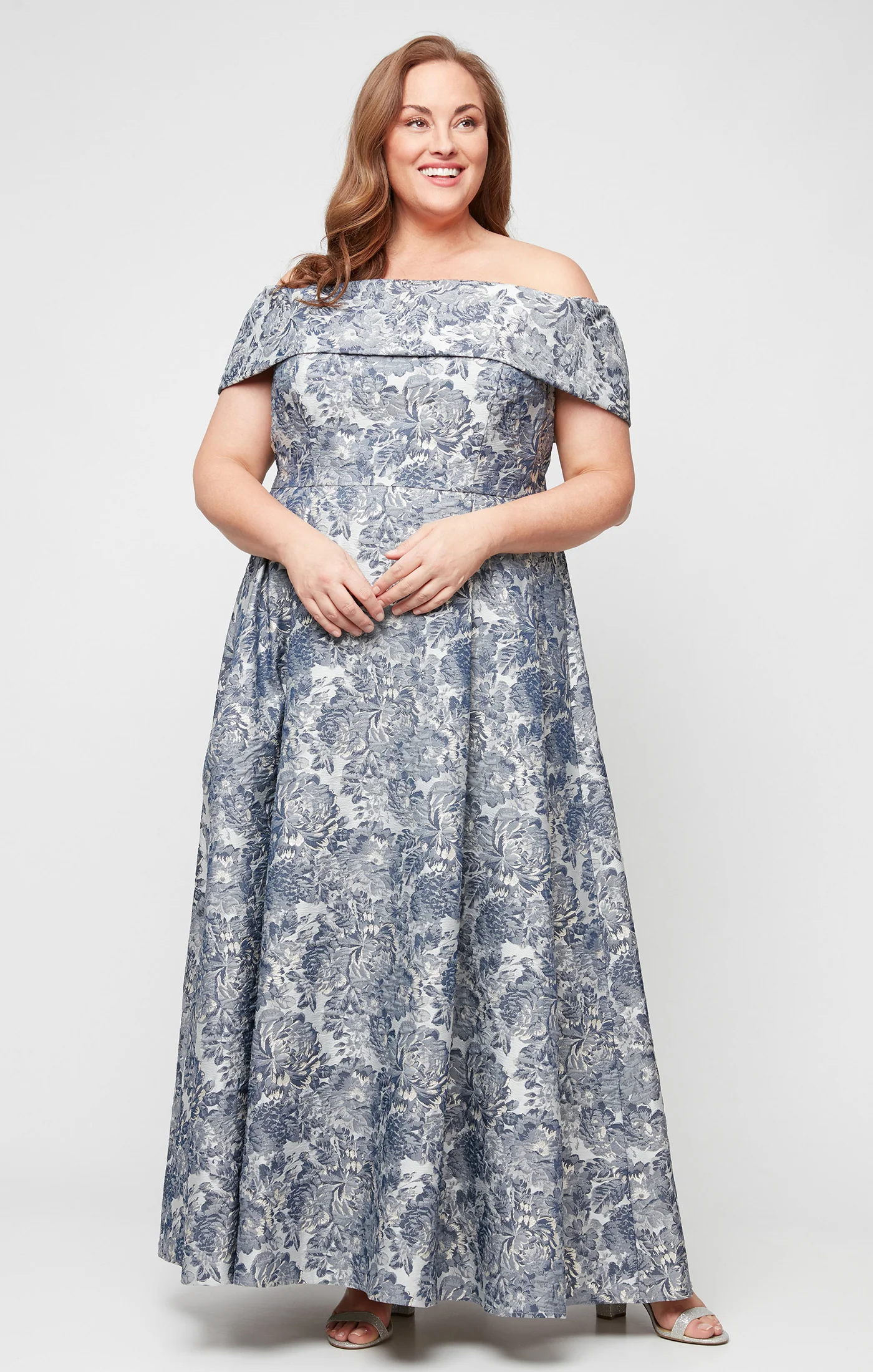 Newest Evening Dresses & Outfits